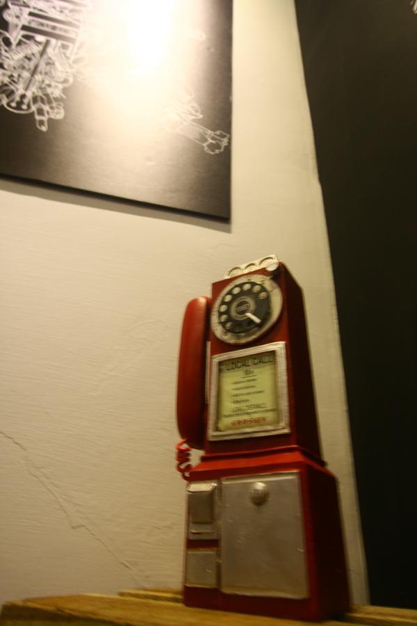 Color House Hostel Taichung Exterior photo