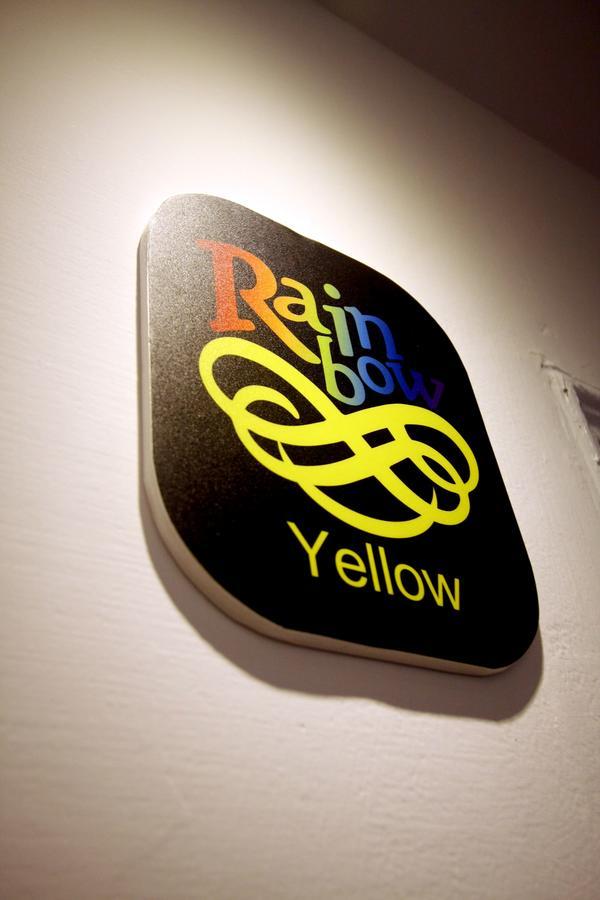 Color House Hostel Taichung Room photo